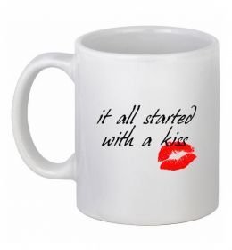 Чашка керамическая IT ALL STARTED WITH A KISS Чашка керамическая IT ALL STARTED WITH A KISS