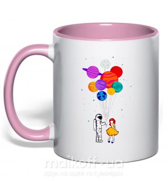 Чашка з кольоровою ручкою Космонавт с шариками Ніжно рожевий фото