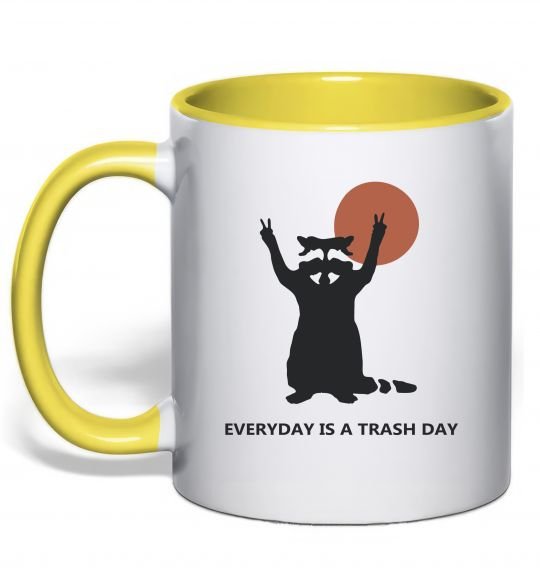 Чашка с цветной ручкой Everyday is a trash day Солнечно желтый фото