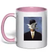 Чашка с цветной ручкой Man in a Bowler Hat Нежно розовый Чашка с цветной ручкой Man in a Bowler Hat Нежно розовый фото