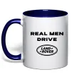 Чашка з кольоровою ручкою Real men drive Land Rover Глибокий темно-синій фото