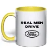 Чашка с цветной ручкой Real men drive Land Rover Лимонный фото