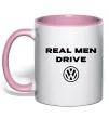 Чашка с цветной ручкой Real men drive Volkswagen Нежно розовый фото