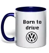 Чашка с цветной ручкой Born to drive Volkswagen Глубокий темно-синий фото