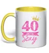 Чашка с цветной ручкой 40 and still sexy Солнечно желтый фото
