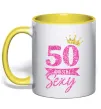 Чашка з кольоровою ручкою 50 and still sexy Сонячно жовтий фото