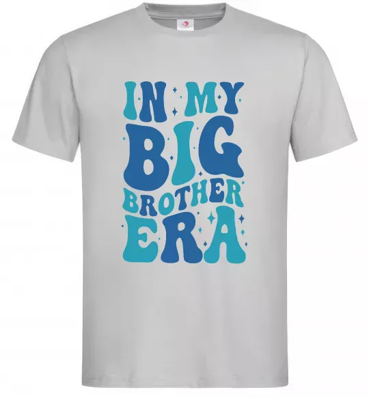 Мужская футболка In my big brother era Серый фото