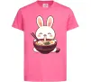 Детская футболка Зайчик їсть рамен Ярко-розовый фото