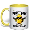 Чашка з кольоровою ручкою Pew pew chicken Сонячно жовтий фото