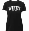 Женская премиум футболка Wifey est Черный фото