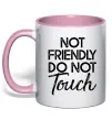Чашка с цветной ручкой Do not touch Нежно розовый фото