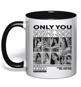 Чашка з кольоровою ручкою