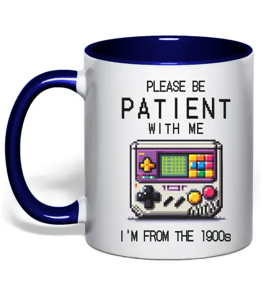 Чашка з кольоровою ручкою Be patient I`m from 1900s Глибокий темно-синій фото