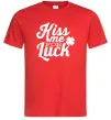 Чоловіча футболка Kiss me for luck Червоний фото