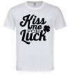 Мужская футболка Kiss me for luck Белый фото