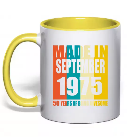 Чашка с цветной ручкой Made in September 1975 50 years of being awesome Солнечно желтый фото