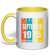 Чашка с цветной ручкой Made in September 1975 50 years of being awesome Солнечно желтый фото