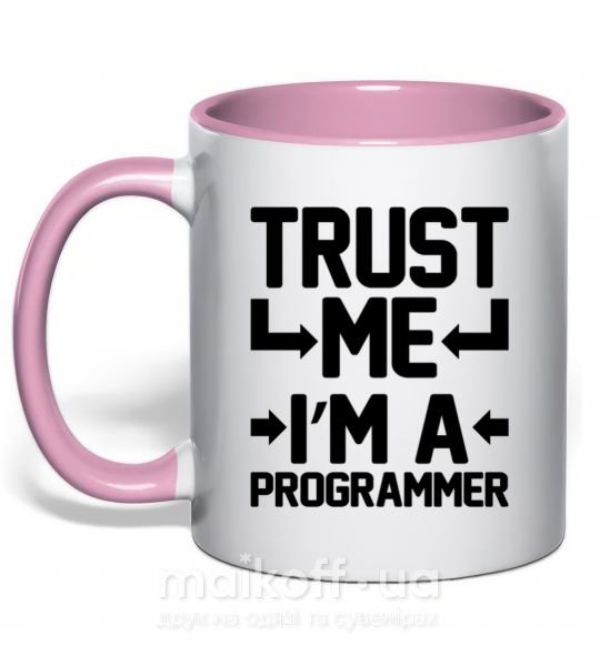 Чашка з кольоровою ручкою Trust me i'm a programmer Ніжно рожевий фото