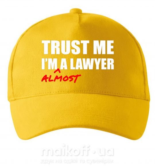 Кепка Trust me i'm almost lawyer Солнечно желтый фото