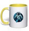 Чашка з кольоровою ручкою Космонавт и луна Сонячно жовтий фото