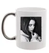 Чашка с цветной ручкой Billie Eilish bw Серебро фото