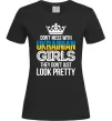 Женская футболка They don't just look pretty Черный фото