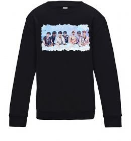 Детский Свитшот BTS в хмарах Детский Свитшот BTS в хмарах