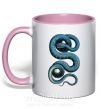 Чашка з кольоровою ручкою Голубая змея Ніжно рожевий фото